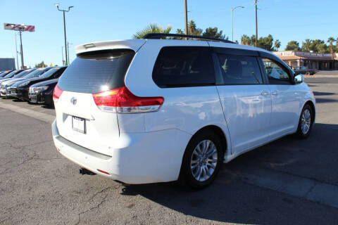 2013 Toyota Sienna
