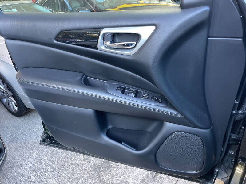 2018 Nissan Pathfinder S