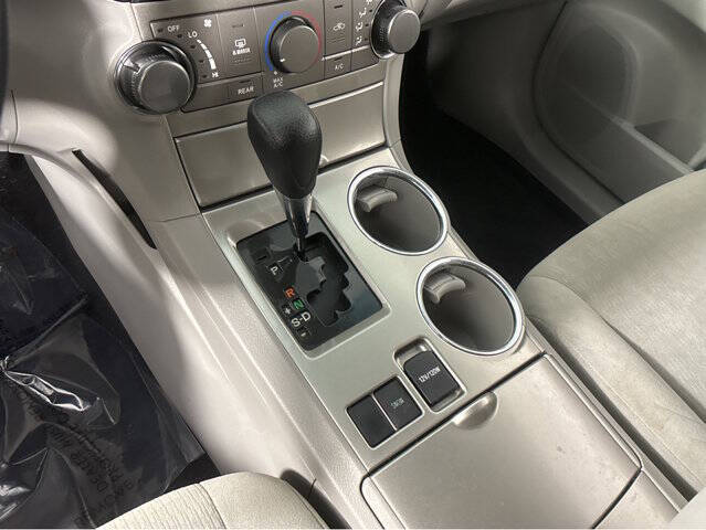 2013 Toyota Highlander Plus