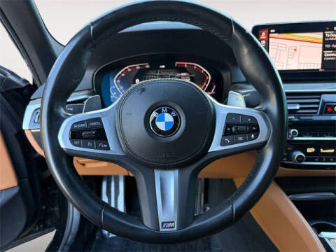 2022 BMW 5 Series 530i