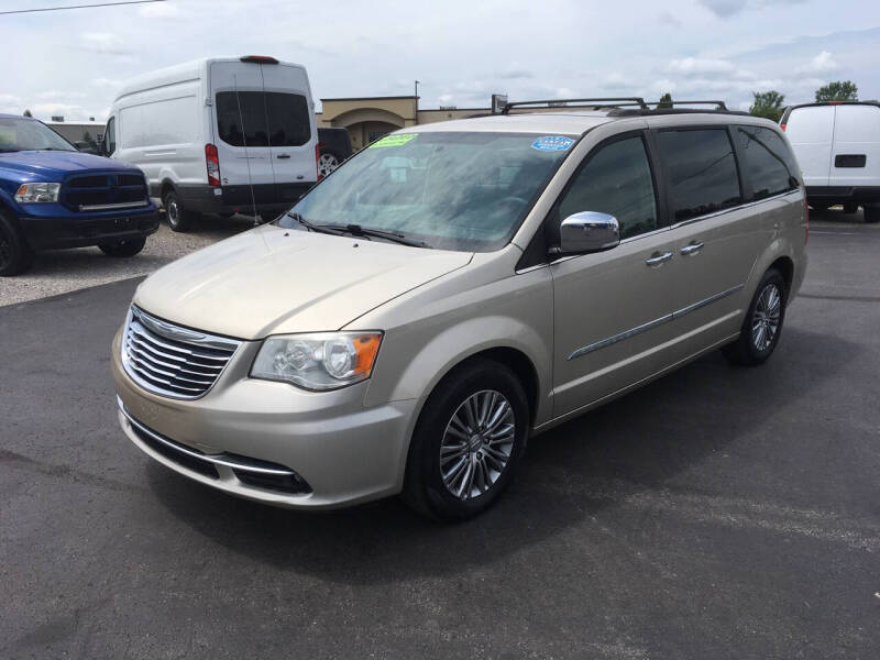 Used 2014 Chrysler Town & Country Touring-L with VIN 2C4RC1CG9ER460526 for sale in Traverse City, MI