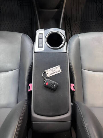 2012 Toyota Prius v