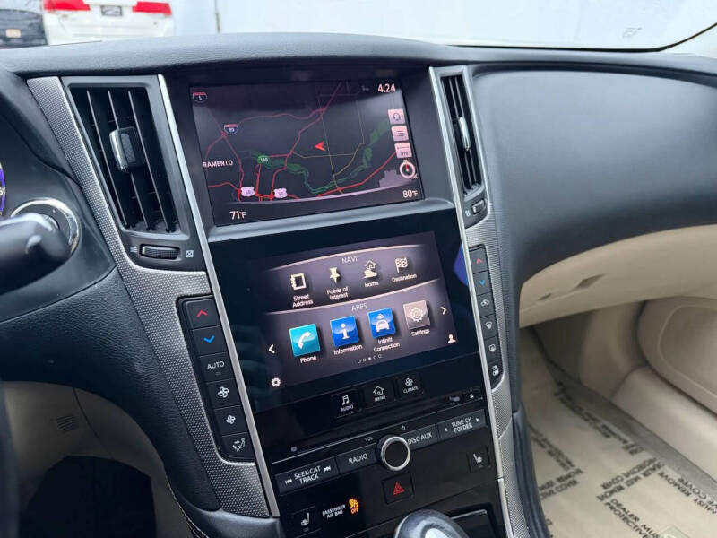 2015 Infiniti Q50 Premium