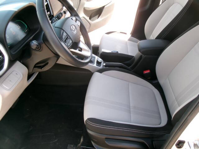 2024 Hyundai Venue SEL