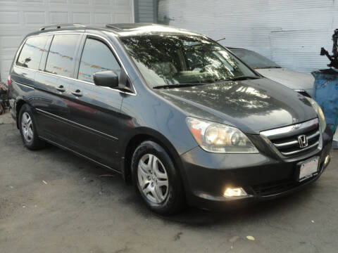 2005 Honda Odyssey for sale at MOUNT EDEN MOTORS INC in Bronx NY