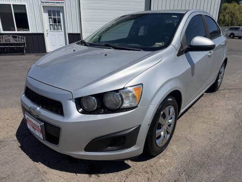 2013 Chevrolet Sonic LS Auto