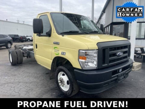 2022 Ford E-Series E-450 SD