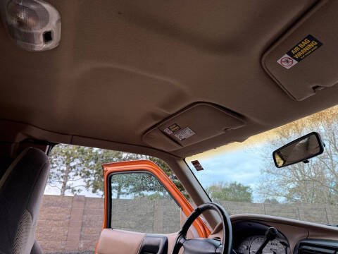 2000 Mazda B-Series B4000 SE