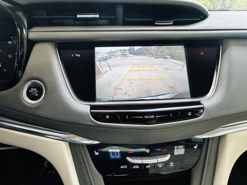 2017 Cadillac XT5 Luxury