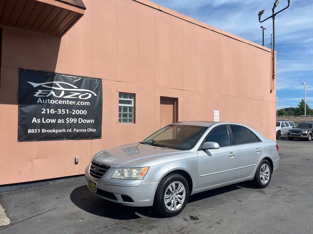 2009 Hyundai SONATA for sale at ENZO AUTO in Parma, OH