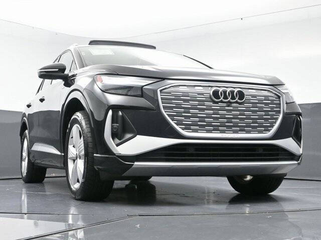 2024 Audi Q4 e-tron quattro Premium 50