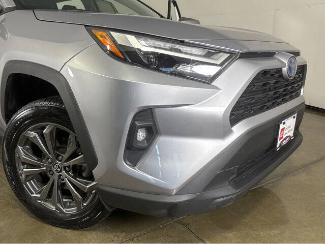 2023 Toyota RAV4 Hybrid XLE Premium