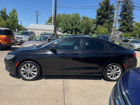 2015 Chrysler 200 S