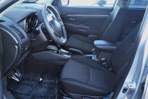 2024 Mitsubishi Outlander Sport ES