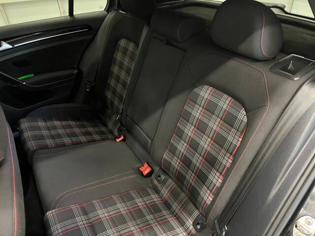 2017 Volkswagen Golf GTI S