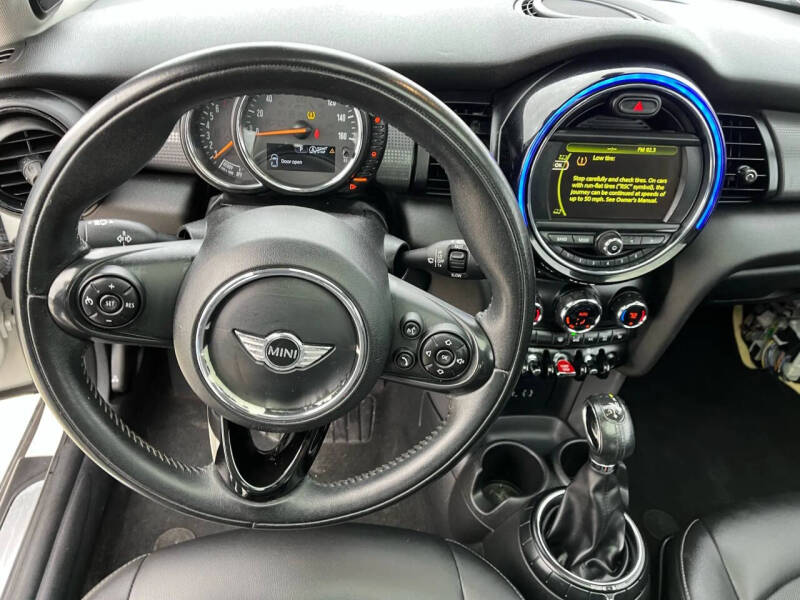2015 MINI Hardtop 2 Door Cooper