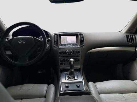 2011 Infiniti G37 Sedan Journey