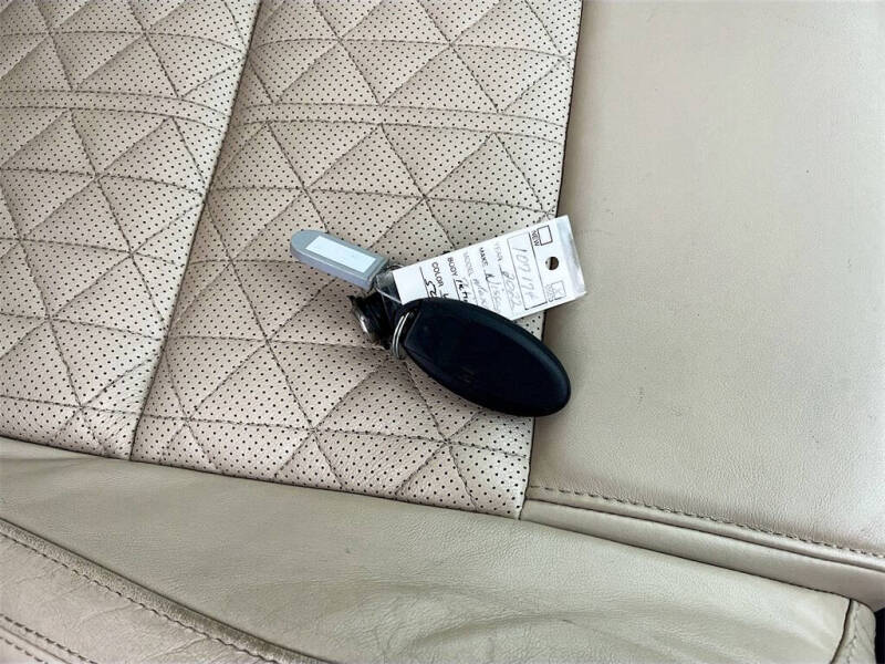 2022 Nissan Maxima 3.5 Platinum