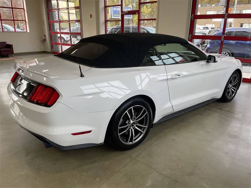 2017 Ford Mustang EcoBoost Premium