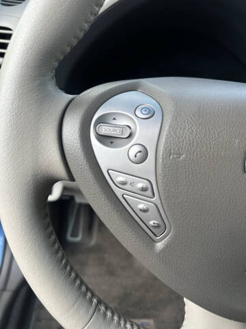 2012 Nissan LEAF SL