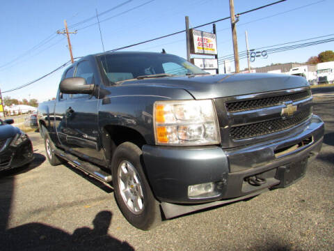 2011 Chevrolet Silverado 1500 for sale at Auto Outlet Of Vineland in Vineland NJ