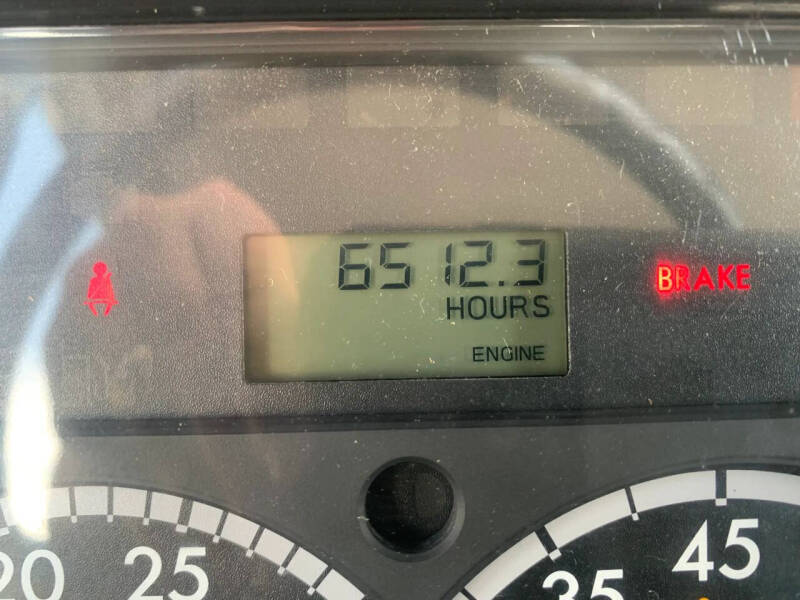2012 Freightliner M2 106