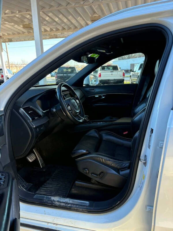 2019 Volvo XC90 T6 R-Design