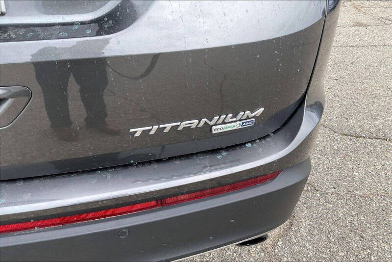 2017 Ford Edge Titanium