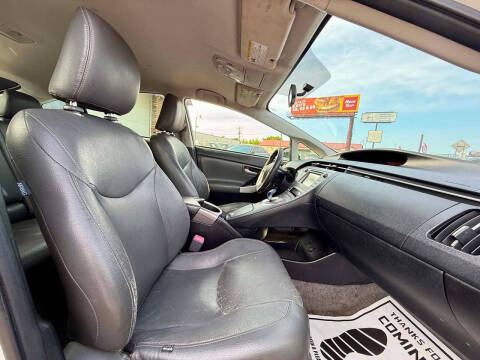 2012 Toyota Prius Two