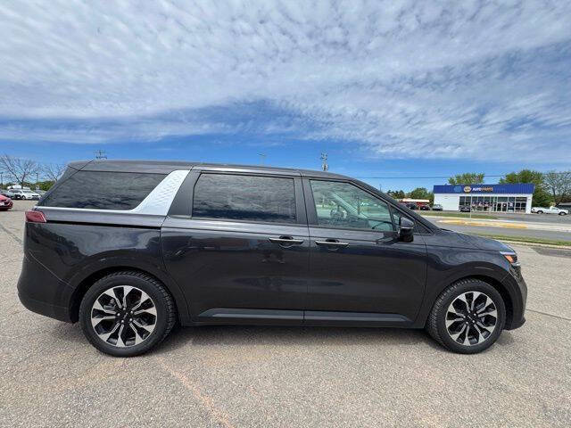 2022 Kia Carnival EX