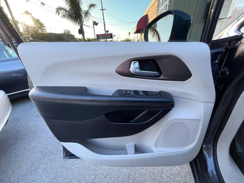 2017 Chrysler Pacifica