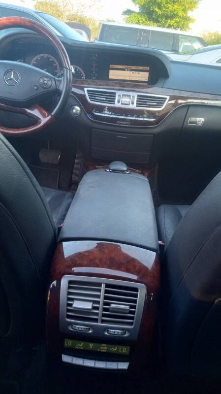 2013 Mercedes-Benz S-Class S 550 4MATIC