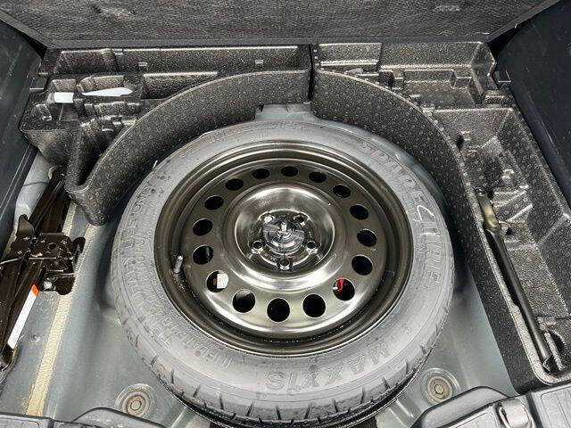 2022 Ford Escape Hybrid SE