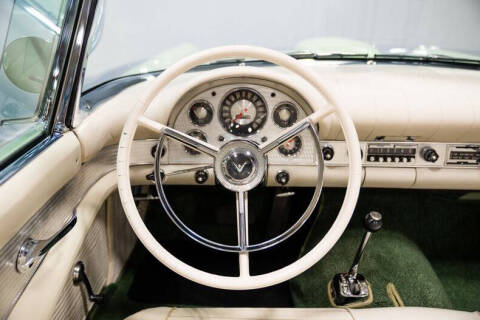 1957 Ford Thunderbird