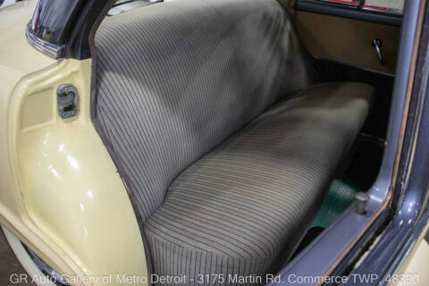 1951 Packard 200 Deluxe