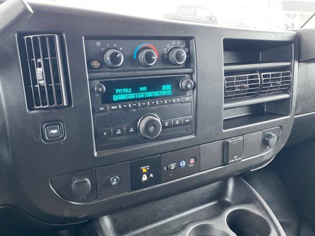 2022 Chevrolet Express 2500