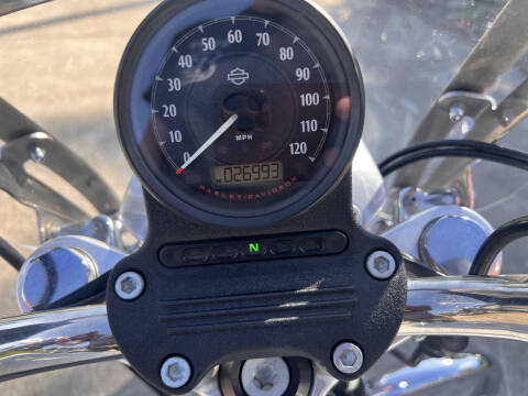 2016 Harley-Davidson XL883L