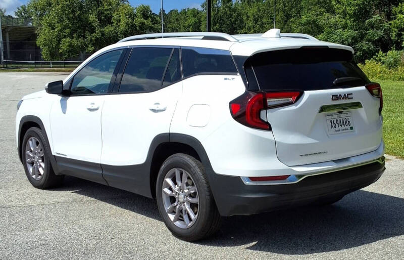 2023 GMC Terrain SLT