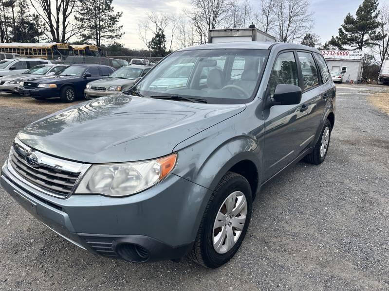 2010 Subaru Forester X photo 12