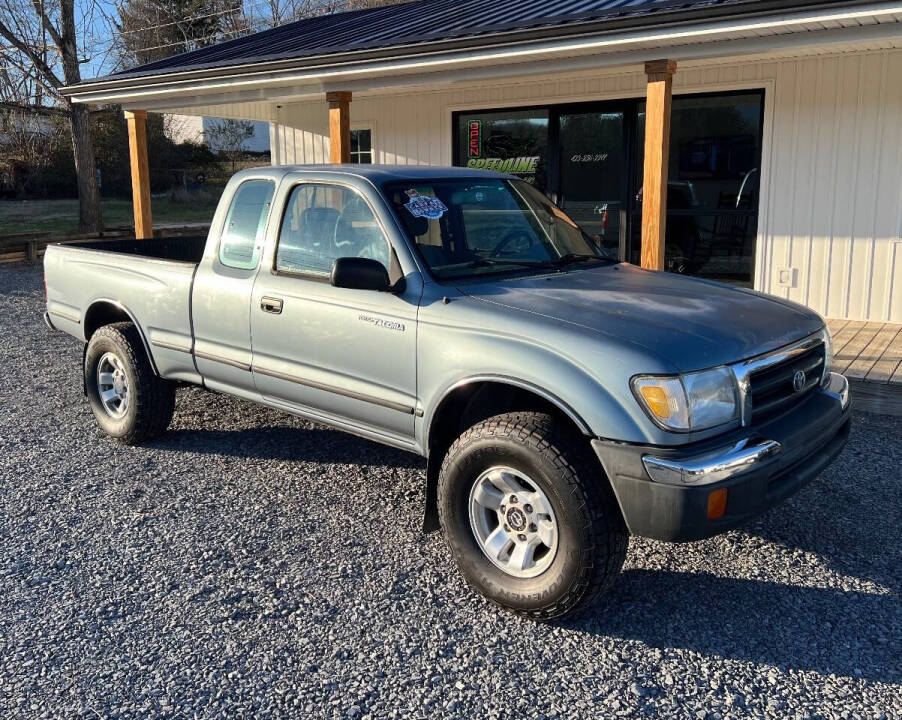 1998 Toyota Tacoma Base's photo
