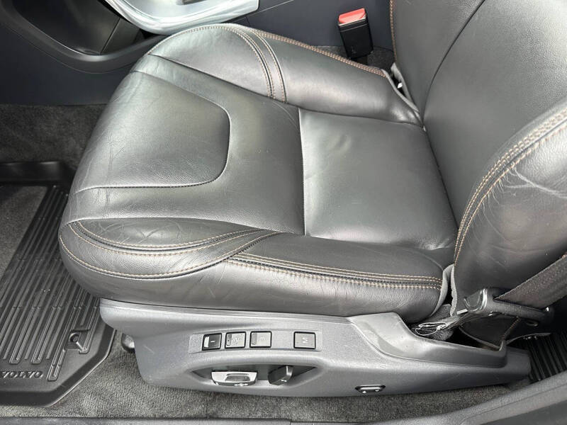 2017 Volvo XC60 T6 Dynamic