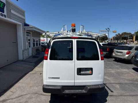2017 Chevrolet Express 2500