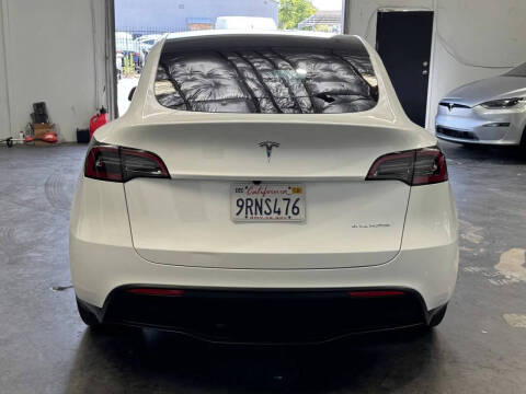 2025 Tesla Model Y Long Range