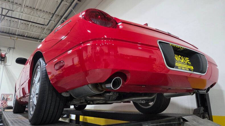 2002 Ford Thunderbird Deluxe