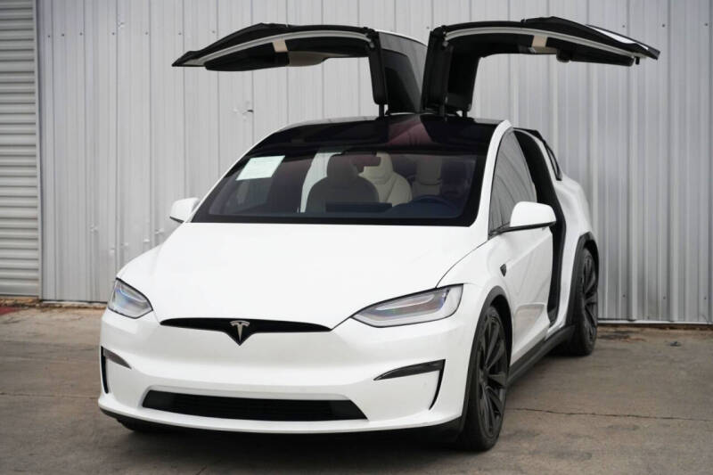 2023 Tesla Model X Standard Range