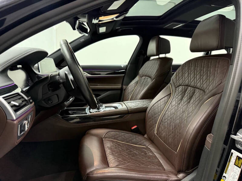 2022 BMW 7 Series 750i xDrive