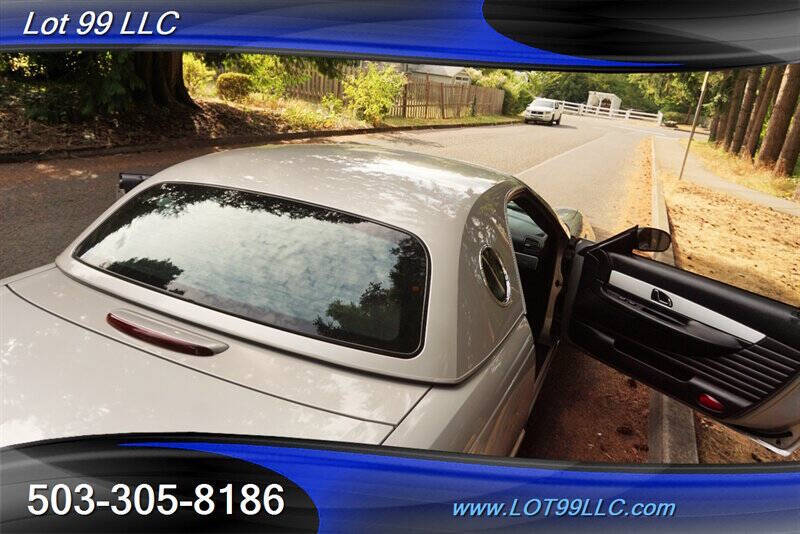 2004 Ford Thunderbird Deluxe