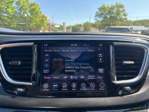 2019 Chrysler Pacifica Touring L Plus