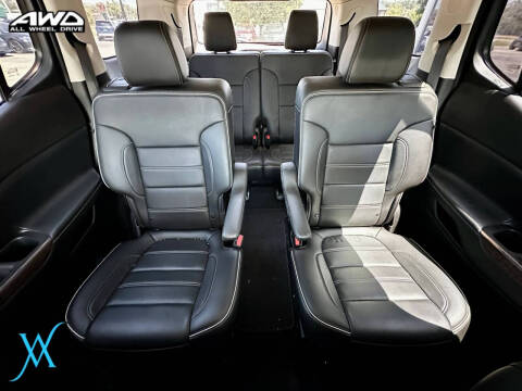 2020 GMC Acadia Denali