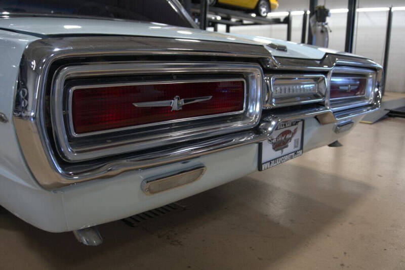 1964 Ford Thunderbird